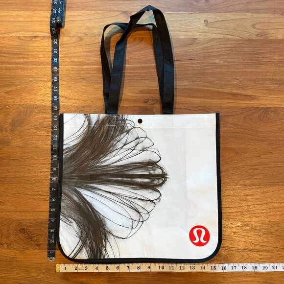 Lululemon Large White ReusableTote Bag with Black Graphic - Picture 2 of 3